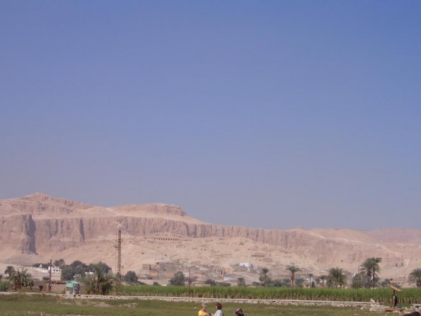 img037